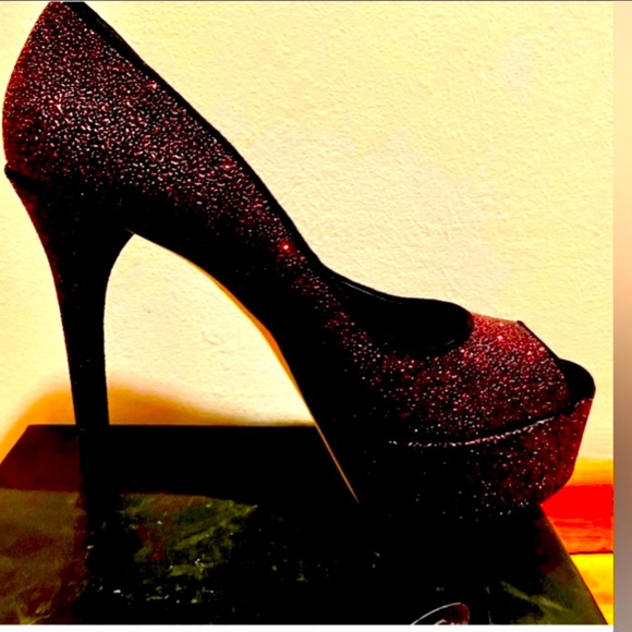 👠"There's No Place Like Home!" Brian Atwood Bambola Fuschia Sparkle Peeptoe Sz 9 - Picture 2 of 16